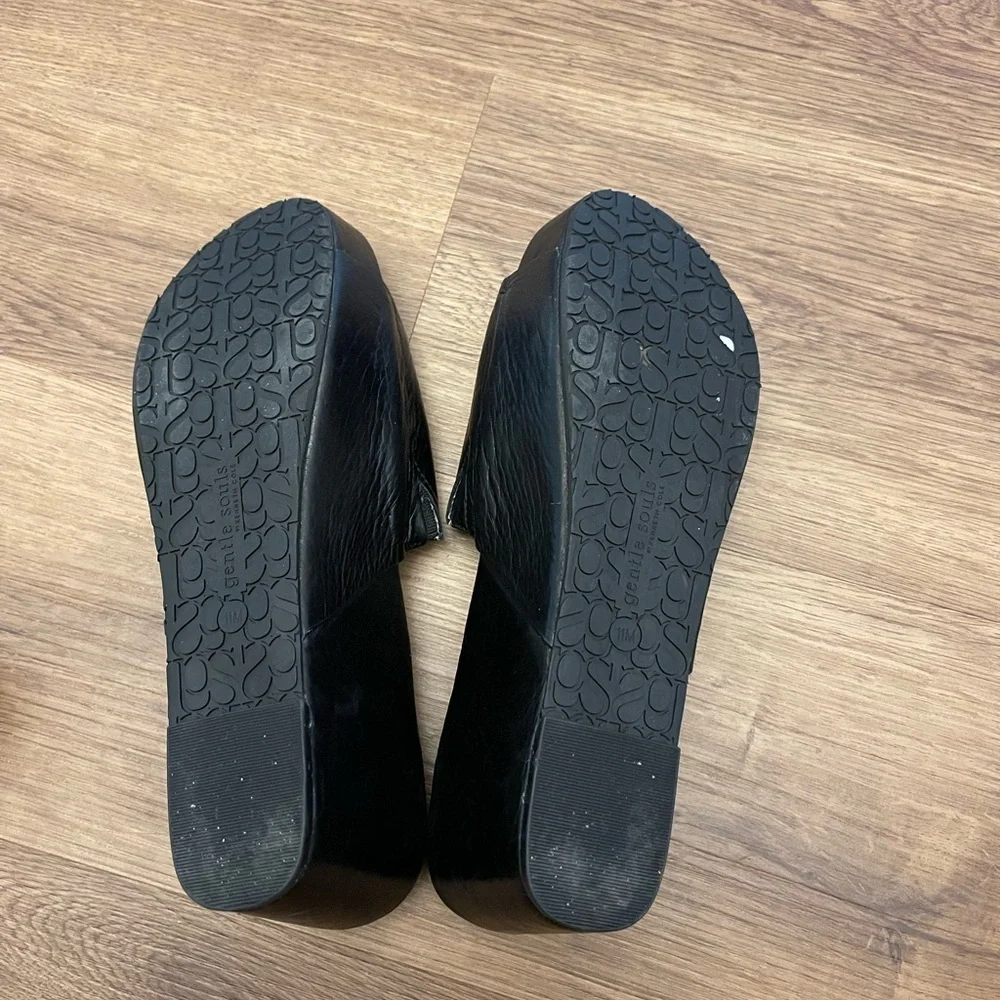 Kenneth Cole New York Black Leather Slide Sandals